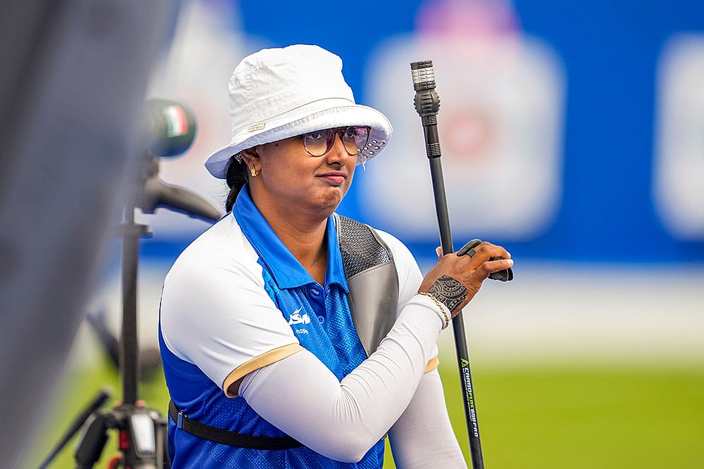| Photo: PTI/Ravi Choudhary : Archer Deepika Kumari during women's individual ranking round 